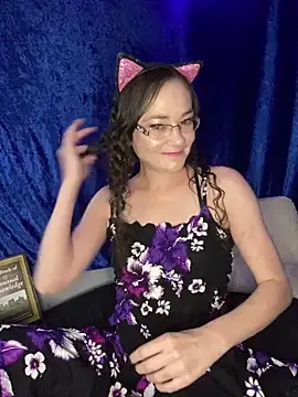 Cutebitchxh online show from 04-28-26, 05:23