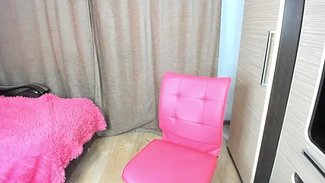 Snapshot of Megan_Black_Moon chatting on 09-28-25, 09:47 Megan Black Moon online show from 09-28-25, 09:47