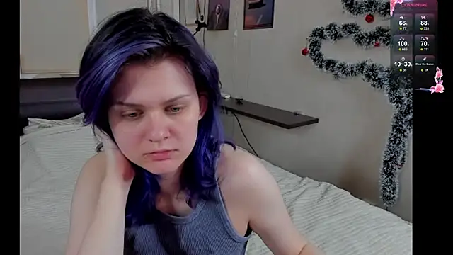 Snapshot of JulieTaylors chatting on 07-17-26, 10:03 JulieTaylors online show from 07-17-26, 10:03