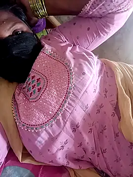 Snapshot of kavinila20 chatting on 03-02-25, 06:27 kavinila20 online show from 03-02-25, 06:27