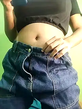 Snapshot of Queen-Amelia chatting on 12-03-24, 09:00 Queen-Amelia online show from 12-03-24, 09:00