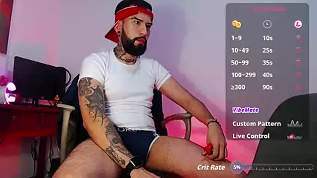 Snapshot of Diilanhott chatting on 11-15-25, 12:52 Diilanhott online show from 11-15-25, 12:52