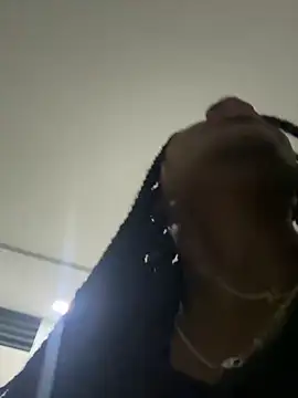 Snapshot of EscorpiLeoncita chatting on 03-01-26, 04:47 EscorpiLeoncita online show from 03-01-26, 04:47