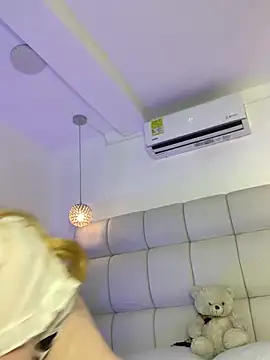 Alexa Handler online show from 04-11-26, 07:40