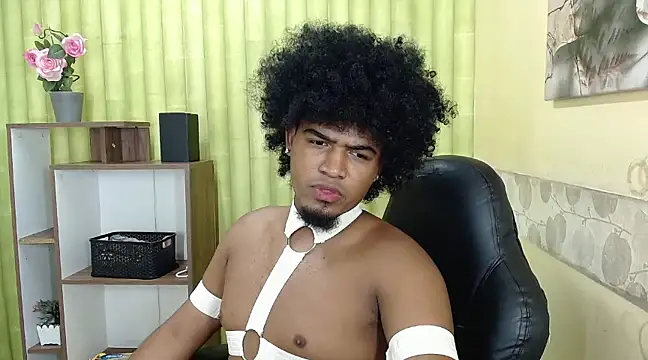 Snapshot of JaicobRuneer chatting on 03-20-25, 01:13 JaicobRuneer online show from 03-20-25, 01:13