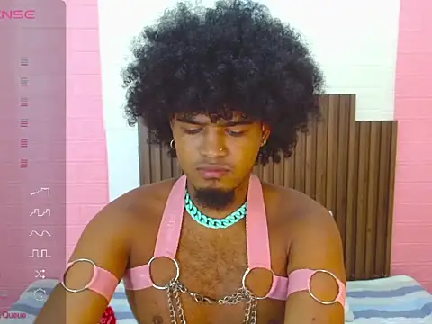 Snapshot of JaicobRuneer chatting on 09-18-25, 01:18 JaicobRuneer online show from 09-18-25, 01:18