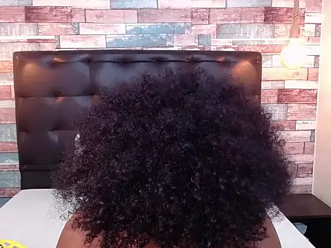 Snapshot of JaicobRuneer chatting on 09-21-25, 01:29 JaicobRuneer online show from 09-21-25, 01:29