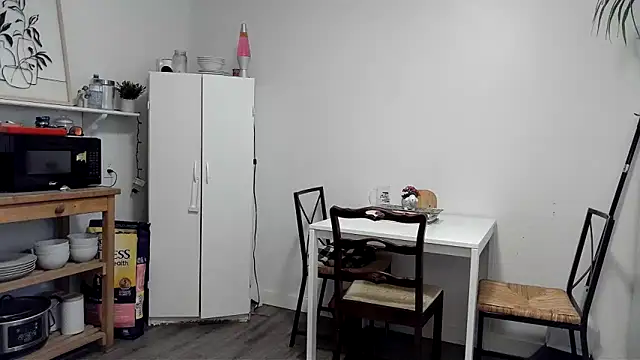 Kittyymaze1 online show from 04-01-26, 12:39