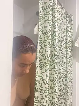 Cafeziitha02 online show from 10-26-25, 01:33