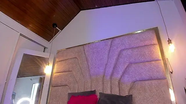 EmaJames25 online show from 02-21-26, 07:37