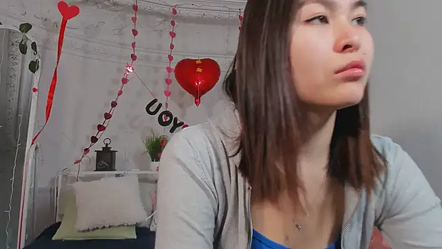 Snapshot of Jennifer_murr chatting on 02-23-25, 01:32 Jennifer murr online show from 02-23-25, 01:32