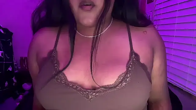 Snapshot of inarahh chatting on 12-09-24, 04:23 inarahh online show from 12-09-24, 04:23