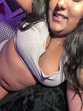 Snapshot of inarahh chatting on 02-26-25, 10:47 inarahh online show from 02-26-25, 10:47