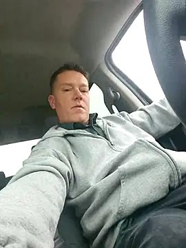 Bigtater1999 online show from 02-25-26, 01:21