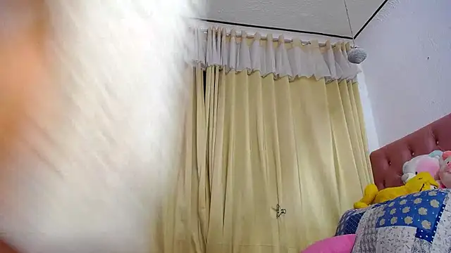 Snapshot of Soffy-brooks chatting on 03-07-25, 06:02 Soffy-brooks online show from 03-07-25, 06:02