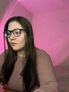 Snapshot of Prudie_Gabriella chatting on 09-26-25, 01:26 Prudie Gabriella online show from 09-26-25, 01:26