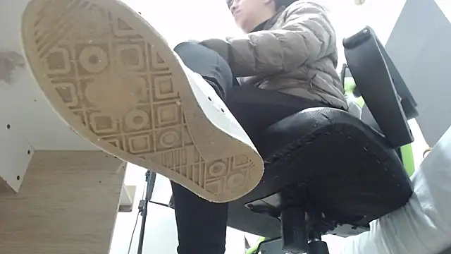 alma fenix online show from 02-24-25, 12:05