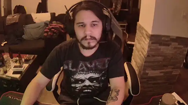 Snapshot of bananahot31 chatting on 12-14-24, 10:07 bananahot31 online show from 12-14-24, 10:07