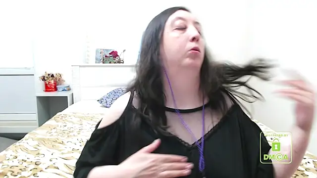 Snapshot of cute_and_hot chatting on 02-17-25, 12:59 cute and hot online show from 02-17-25, 12:59