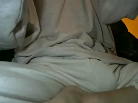 Snapshot of Ray175oo chatting on 01-15-25, 05:05 Ray175oo online show from 01-15-25, 05:05