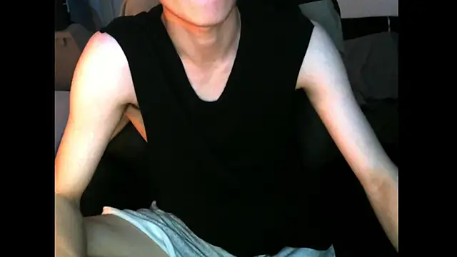 Snapshot of Ray175oo chatting on 11-11-25, 04:51 Ray175oo online show from 11-11-25, 04:51