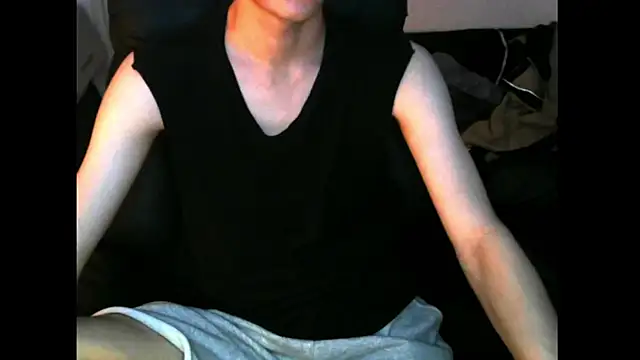 Snapshot of Ray175oo chatting on 11-17-25, 05:30 Ray175oo online show from 11-17-25, 05:30