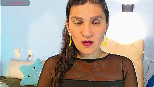 Snapshot of venus_swet_ chatting on 10-05-25, 03:05 venus swet online show from 10-05-25, 03:05