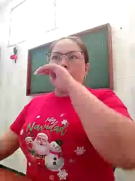 Snapshot of Norve26 chatting on 12-18-24, 02:38 Norve26 online show from 12-18-24, 02:38