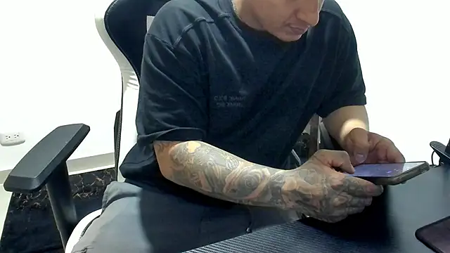 stebankechima online show from 10-10-25, 12:20