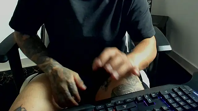 Snapshot of stebankechima chatting on 10-10-25, 02:38 stebankechima online show from 10-10-25, 02:38