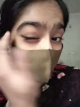 Snapshot of Arisha- chatting on 07-04-26, 07:14 Arisha- online show from 07-04-26, 07:14
