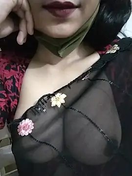 Snapshot of Arisha- chatting on 07-05-26, 07:37 Arisha- online show from 07-05-26, 07:37