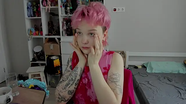 School Love online show from 01-09-26, 07:11