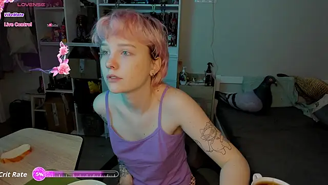 School Love online show from 02-13-26, 07:04