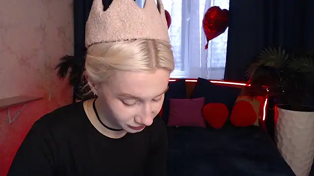 EnigmaSee online show from 03-11-26, 01:55