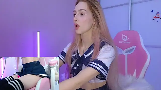 Snapshot of MichaDenver chatting on 01-23-25, 09:39 MichaDenver online show from 01-23-25, 09:39