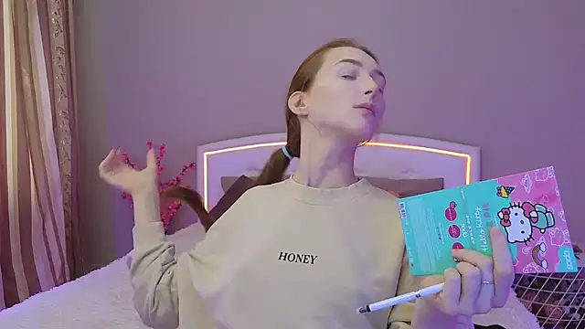 Snapshot of MichaDenver chatting on 11-13-25, 10:47 MichaDenver online show from 11-13-25, 10:47