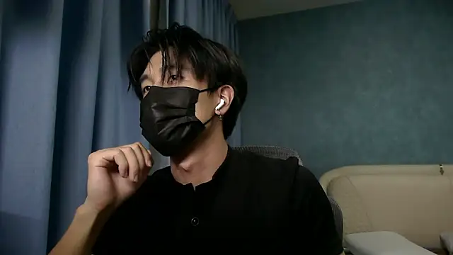 wuzhimao0207 online show from 06-18-26, 03:27