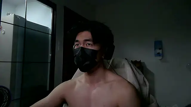 wuzhimao0207 online show from 07-08-26, 05:50