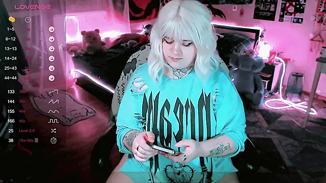 noori  hope online show from 02-09-25, 01:00