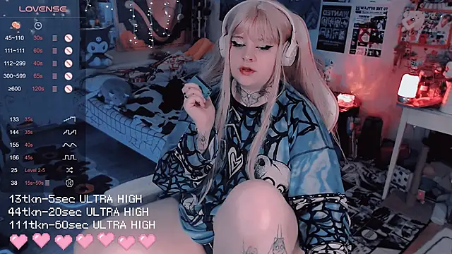 Snapshot of noori__hope chatting on 12-01-25, 08:47 noori hope online show from 12-01-25, 08:47