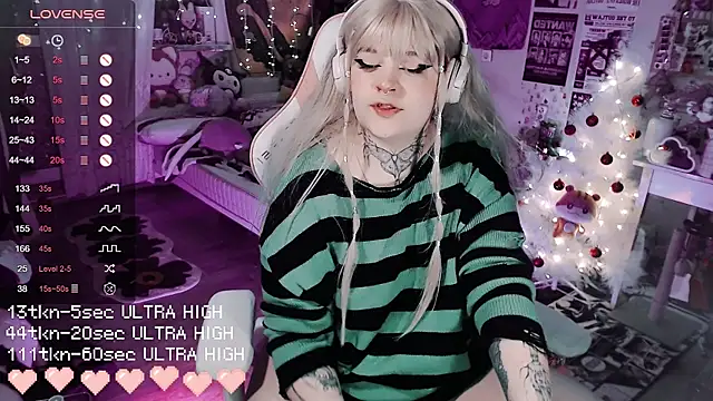 Snapshot of noori__hope chatting on 12-22-25, 09:01 noori hope online show from 12-22-25, 09:01