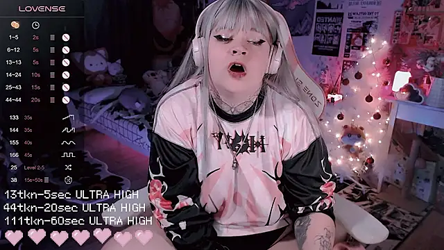 Snapshot of noori__hope chatting on 01-14-26, 09:20 noori hope online show from 01-14-26, 09:20