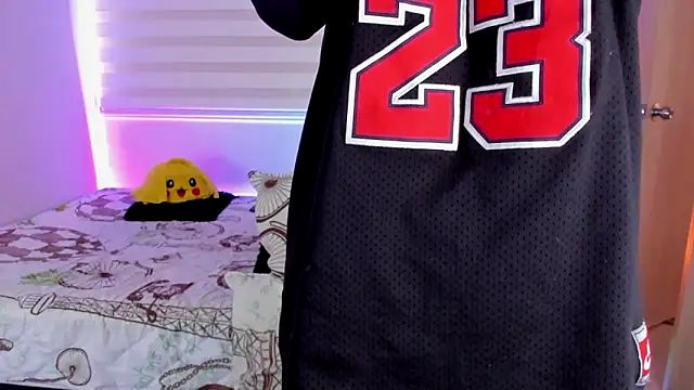 aldrinwhite online show from 10-15-25, 05:24