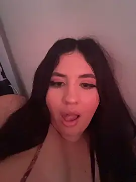 hally berry     online show from 11-25-25, 08:20