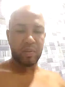 Frankie0880 online show from 01-04-25, 01:42