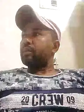 Snapshot of Frankie0880 chatting on 02-15-25, 10:42 Frankie0880 online show from 02-15-25, 10:42