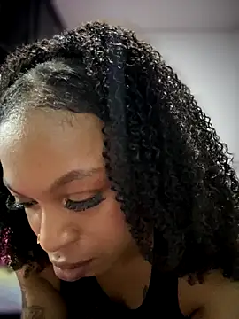 Melany Williams online show from 10-08-25, 01:47