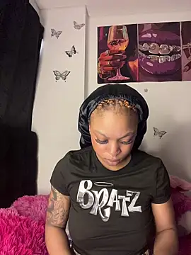 Melany Williams online show from 05-19-26, 02:01