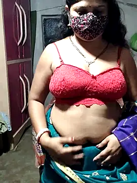 Snapshot of Mourani24 chatting on 04-21-26, 01:42 Mourani24 online show from 04-21-26, 01:42